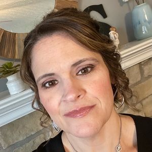 Meet your Posher, Gina